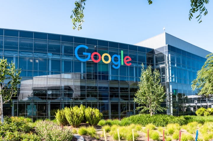 Google logo as a sans serif lettering style example.